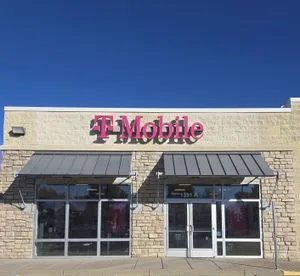T-Mobile 120th Ave & N Lafayette St