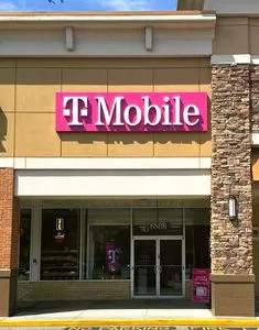 T-Mobile Hilltop Plaza Shopping Center