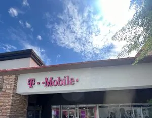 T-Mobile 99th & Lower Buckeye