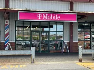 T-Mobile Trenton Roebling Market