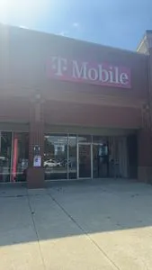 T-Mobile Lawrenceville Hwy & Lavista Rd