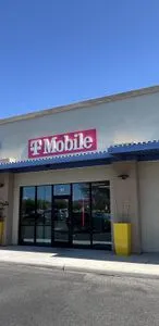T-Mobile E Old Vail Rd & Houghton Rd