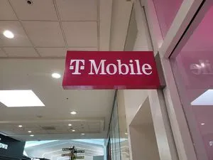 T-Mobile Southcenter Mall - North