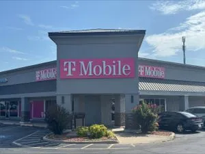 T-Mobile 31st & Garnett