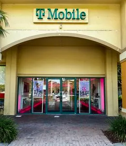 T-Mobile W Boynton Beach Blvd & Hagen Ranch