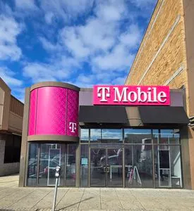T-Mobile 69th & Chestnut