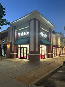 T-Mobile Nut Tree Rd & Monte Vista