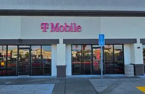 T-Mobile Gateway Plaza