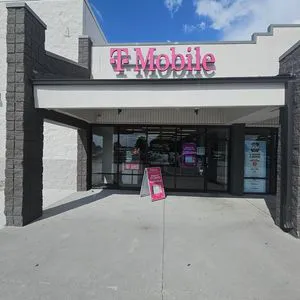 T-Mobile Villa Rica Commons
