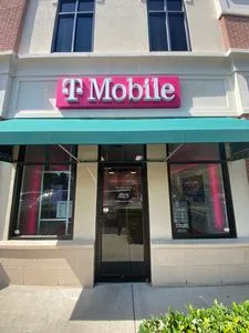 T-Mobile Red Mill Commons