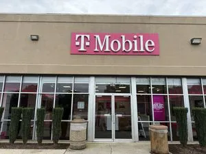 T-Mobile Virginia Beach & Silverbrook