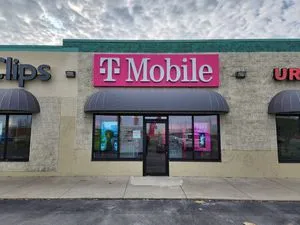 T-Mobile Bellefontaine & Apollo