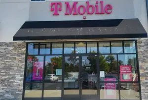 T-Mobile Metro Dr & Arabian Ct