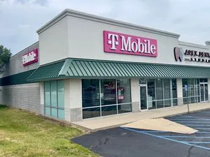 T-Mobile Walton Blvd & Jalynn St