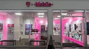 T-Mobile Warwick Mall