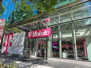 T-Mobile K Street NW & 18th