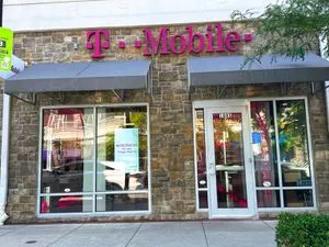 T-Mobile Rhode Island & Reed St