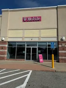 T-Mobile Waterford Commons