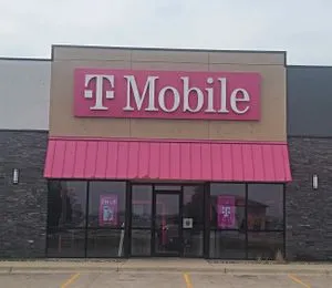 T-Mobile 9th Ave SE & 29th St SE