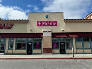 T-Mobile Overlook Shopping Center