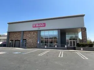 T-Mobile Citrus & Workman