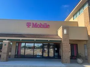 T-Mobile University Ave & Corporate Dr