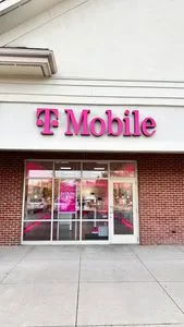 T-Mobile S State St & Huber Vlg Blvd