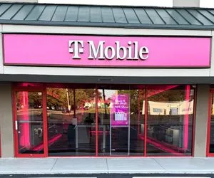 T-Mobile Perry Highway & Brown Rd