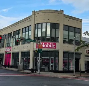 T-Mobile Mamaroneck & Martine