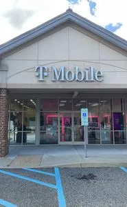 T-Mobile Monticello Ave & News Rd