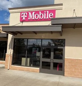 T-Mobile Kernstown Commons