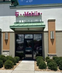 T-Mobile Lakeside Village