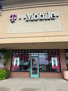 T-Mobile Woodbury Village