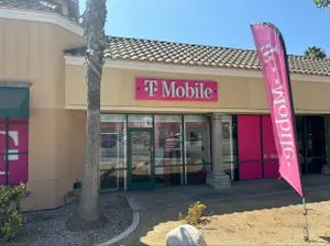 T-Mobile Yorba Linda & Lakeview