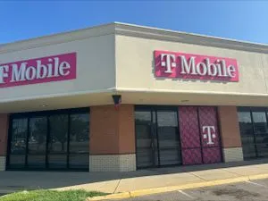 T-Mobile Main Street Plaza