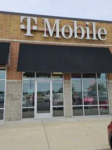 T-Mobile Whitestown