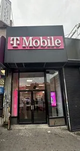 T-Mobile E 167th St & Walton Ave