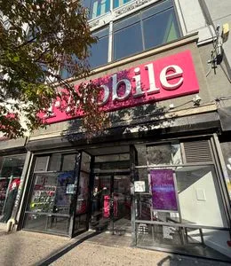 T-Mobile 151st & 3rd Avenue