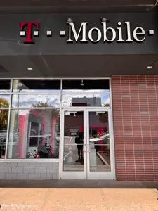 T-Mobile Broadway & 237th St