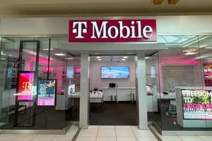 T-Mobile Brookfield Square