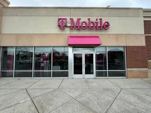 T-Mobile Browning Ln & Kings Hwy