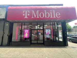 T-Mobile Broadway & Gates