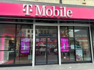 T-Mobile Flatbush & Snyder