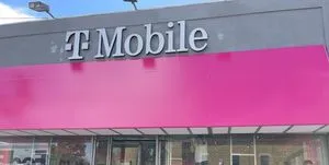 T-Mobile Rockaway Pkwy & Flatlands Ave