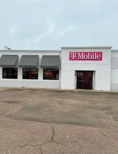 T-Mobile S Siwell Rd & Byram Dr