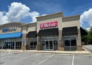 T-Mobile S Park St & S Hwy 27