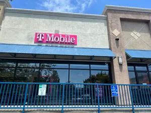 T-Mobile Castro Valley & Lake Chabot