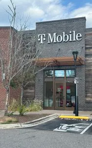T-Mobile Fordham Blvd