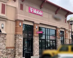T-Mobile Northlake Commons