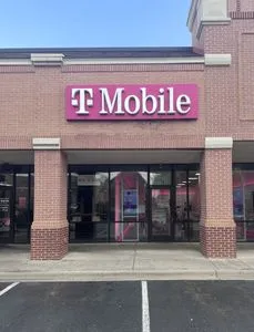 T-Mobile S Tryon St & Steele Creek Rd